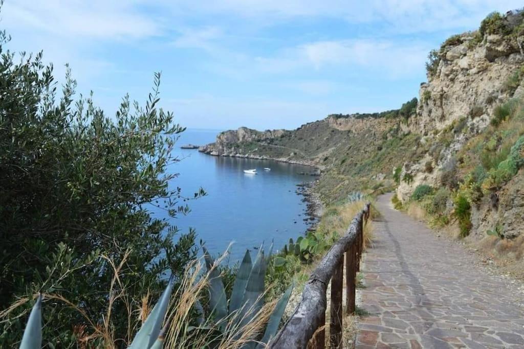 Casa Vacanze Il Nido - 4 Stelle ميلاتسو المظهر الخارجي الصورة